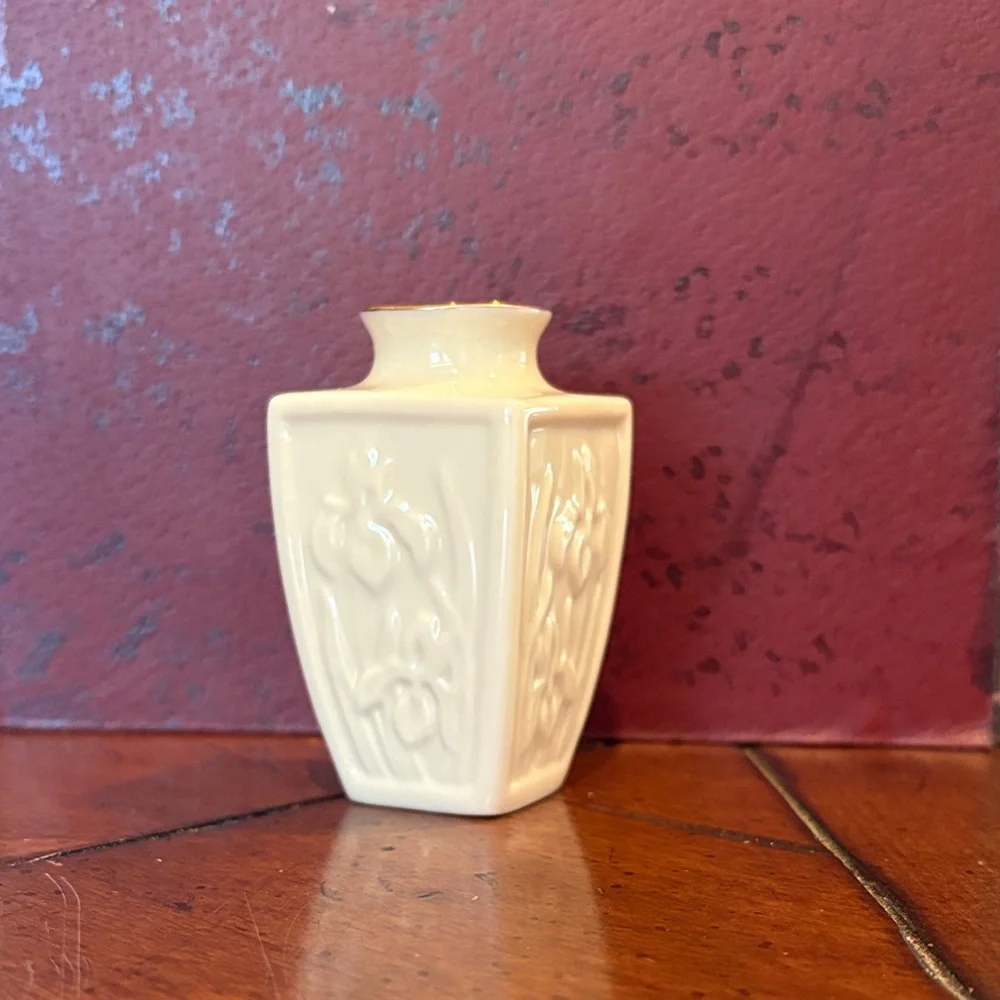 Lenox tiny vase